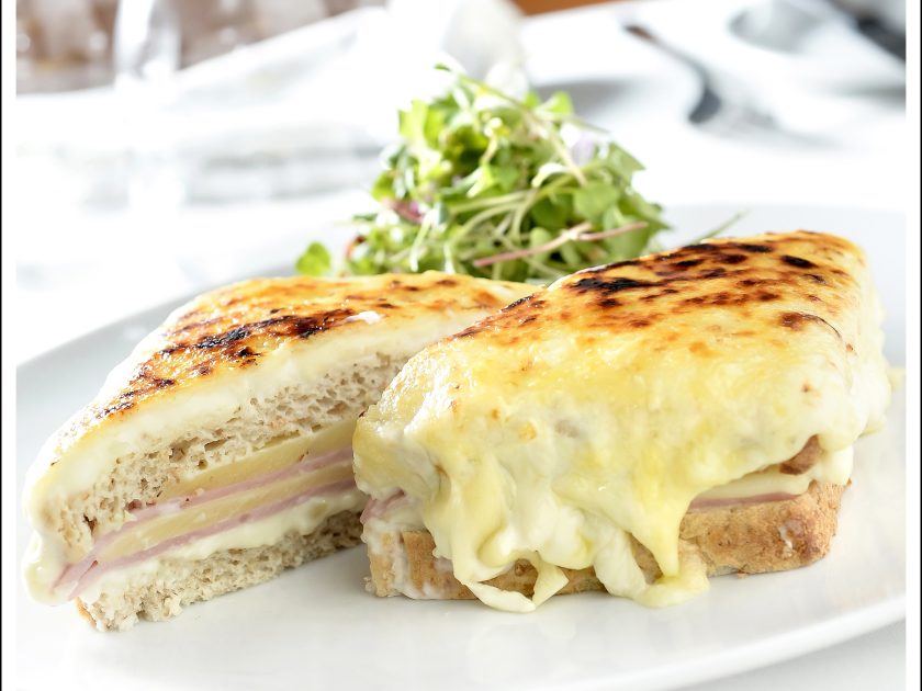 Croque Monsieur, revisitée par le chef Renato Carioni