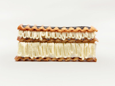 Millefeuille vanille intense caviar de bourbon glace crème caramel